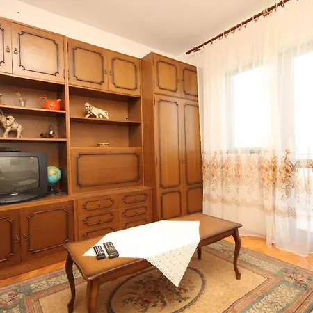 Apartment By The Sea Mastrinka, Ciovo - 2033 *